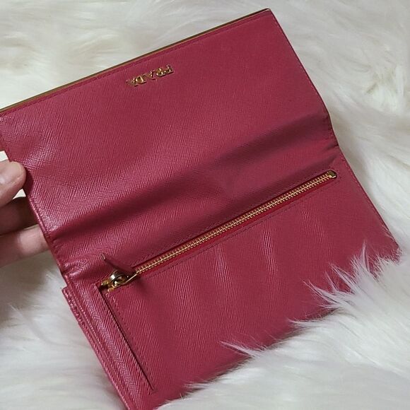 💯 Authentic Prada Safiano Long Wallet 🍀 - Picture 4 of 15